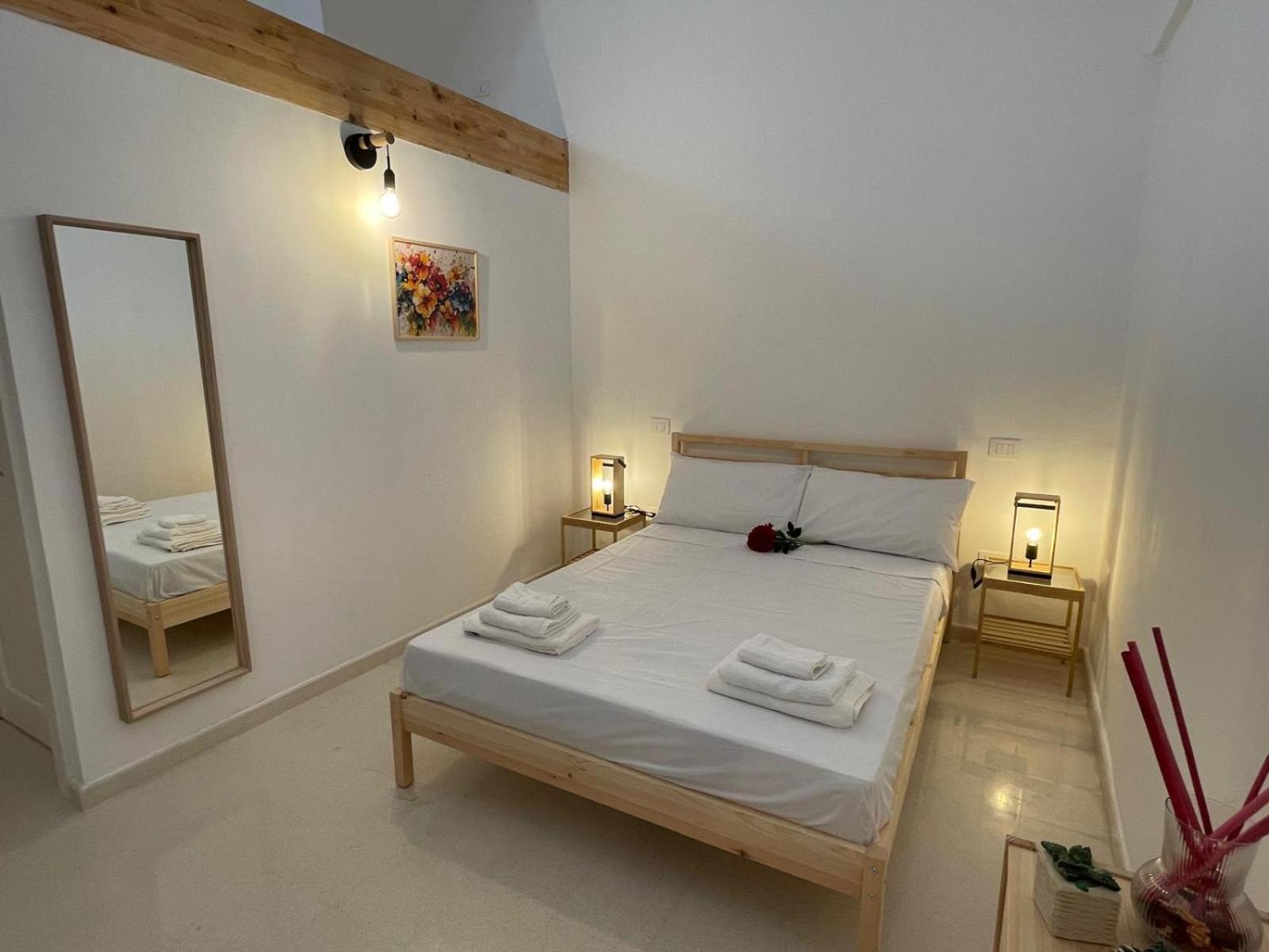 Hotel Cortile Carducci Racale Esterno foto